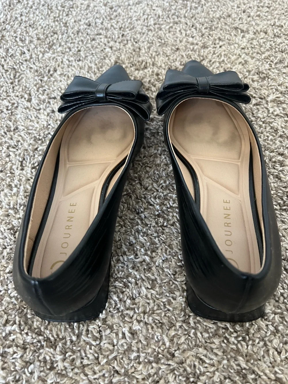 Journee Collection Black Pointed Toe Bow Flats Size 8